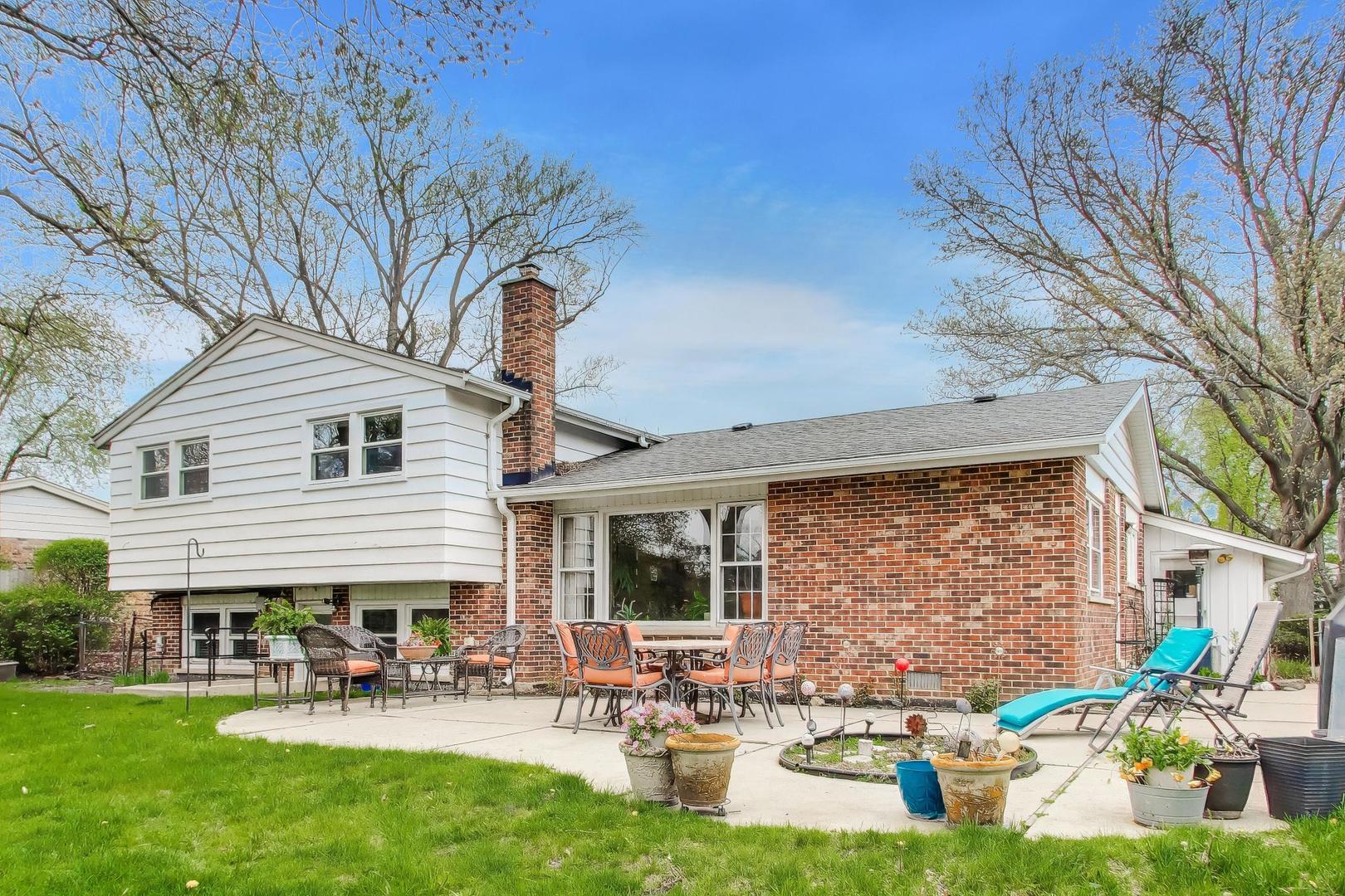 2412 Happy Hollow Road Glenview, IL 60026 - Photo 29 of 33