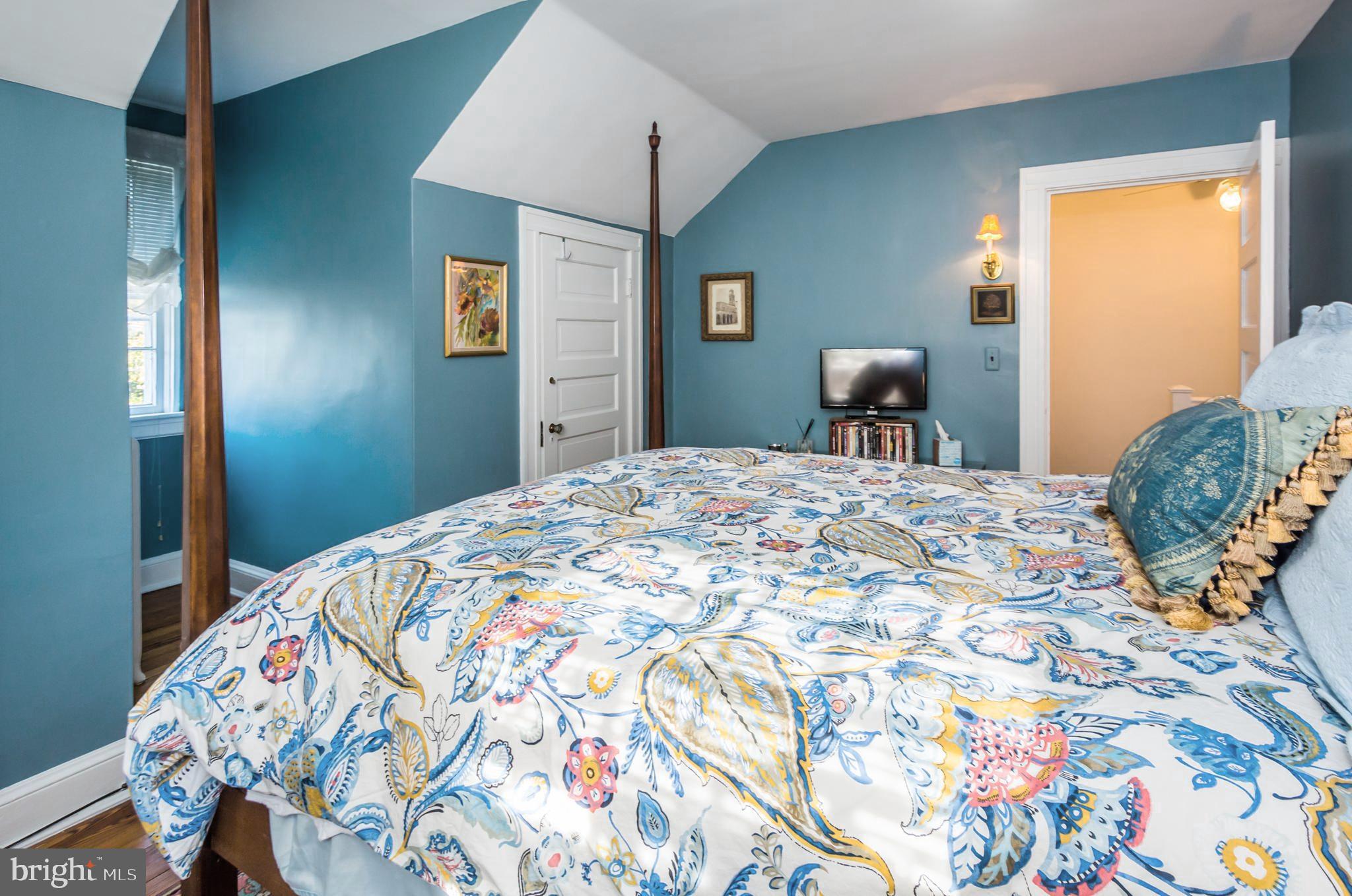 4324 Roland Avenue Baltimore, MD 21210 - Photo 58 of 67 Third Bedroom