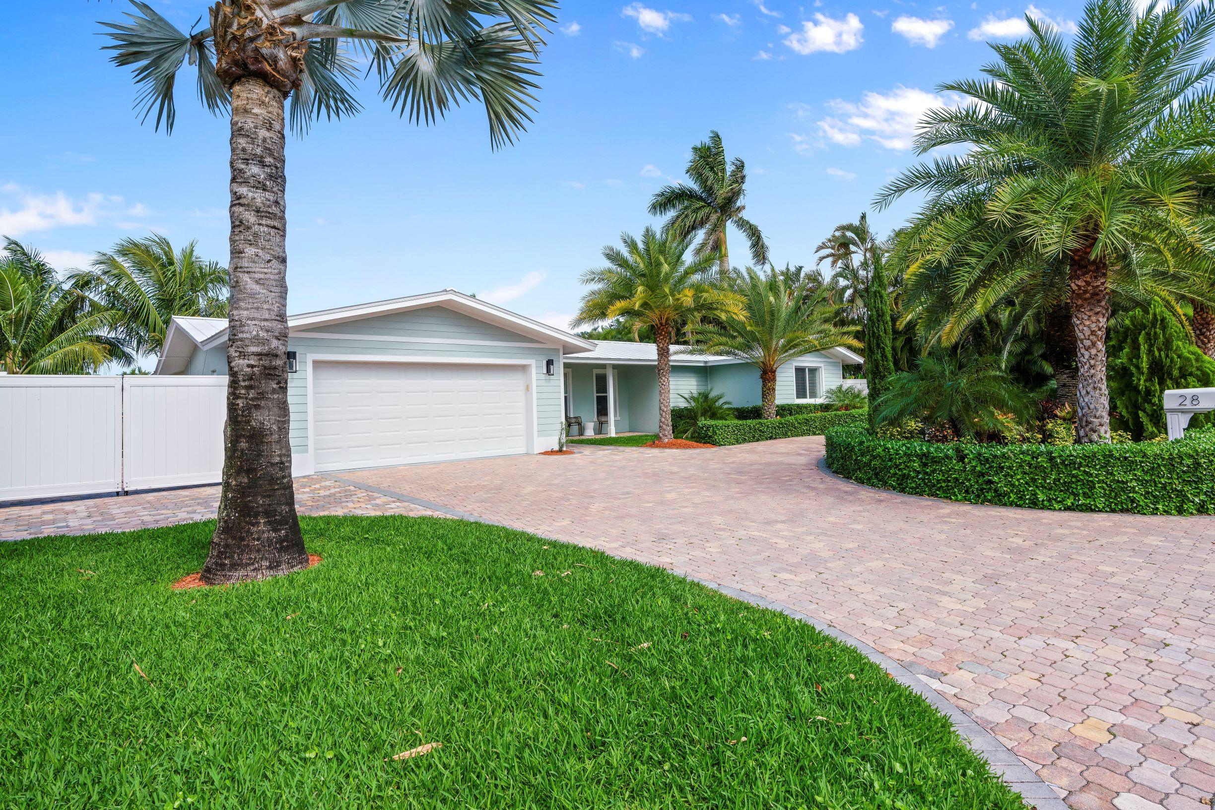 28 Ixora Way Ocean Ridge, FL 33435 - Photo 1 of 34 Front