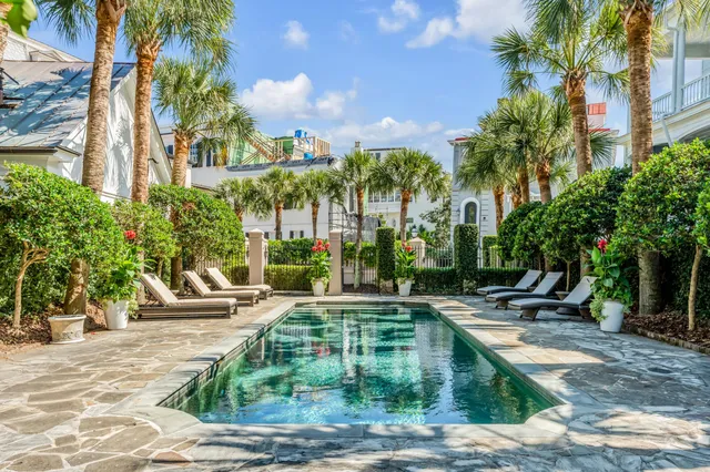 $17,900,000 | 2 Water Street, Charleston, SC 29401