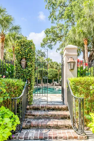 $17,900,000 | 2 Water Street, Charleston, SC 29401
