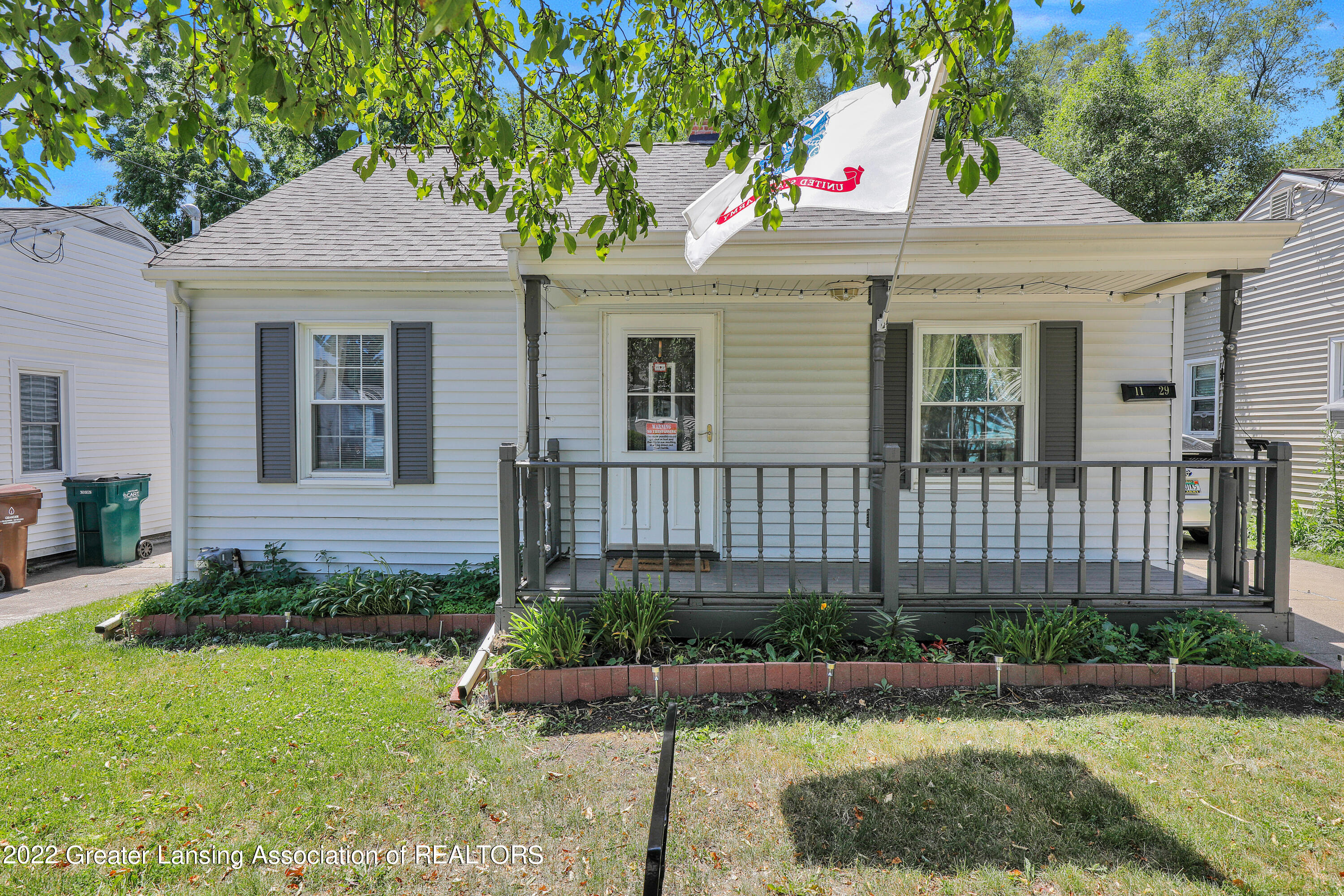 1129 West Rundle Avenue Lansing, MI 48910 - Photo 2 of 35 _I3A9108