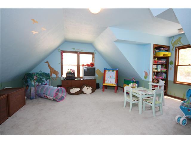 1011 Riva Ridge Boulevard Columbus, OH 43230 - Photo 12 of 25 Gallery Image 12