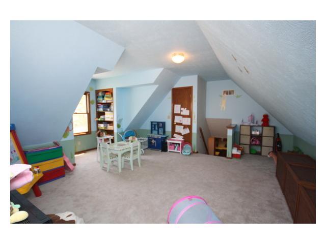 1011 Riva Ridge Boulevard Columbus, OH 43230 - Photo 13 of 25 Gallery Image 13