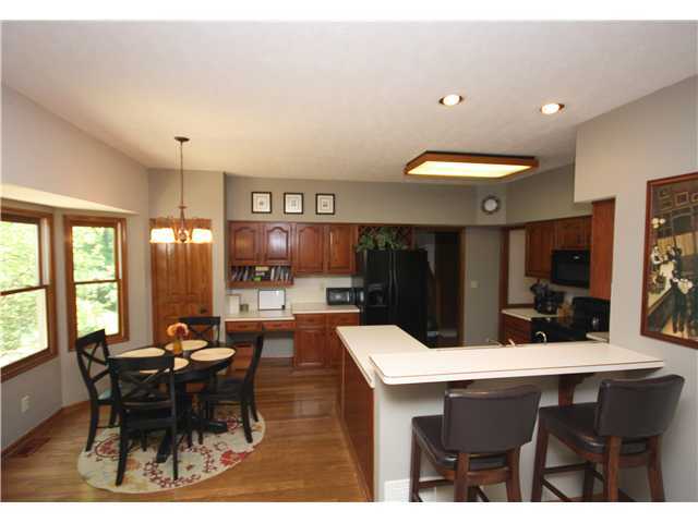 1011 Riva Ridge Boulevard Columbus, OH 43230 - Photo 8 of 25 Gallery Image 8