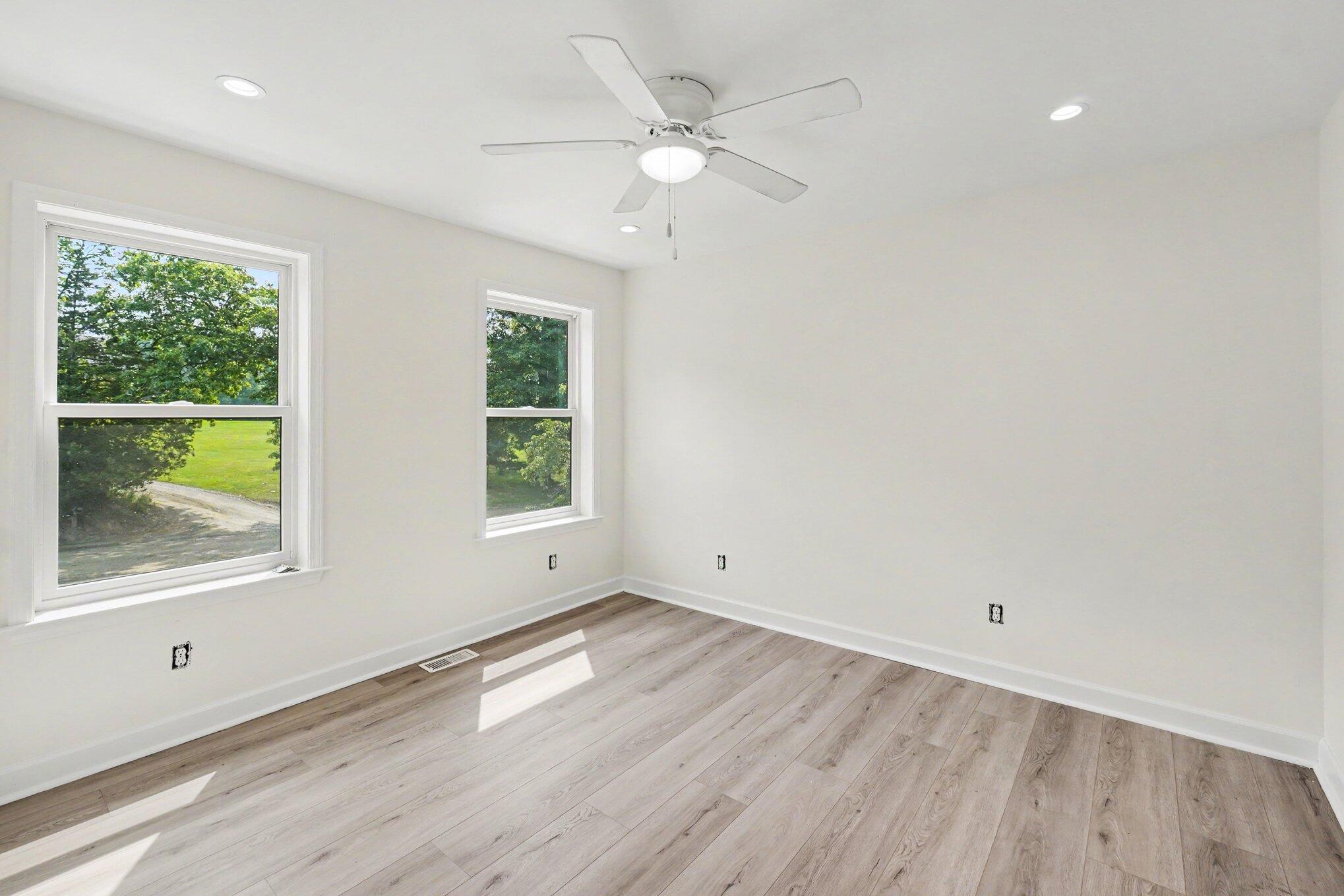 14400 Van Syckle Road Gregory, MI 48137 - Photo 13 of 37 014_file_7695