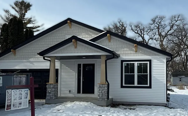 $384,900 | 622 Maple Street, Fort Atkinson, WI 53538