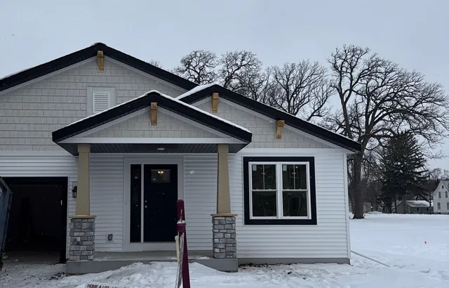 $384,900 | 622 Maple Street, Fort Atkinson, WI 53538
