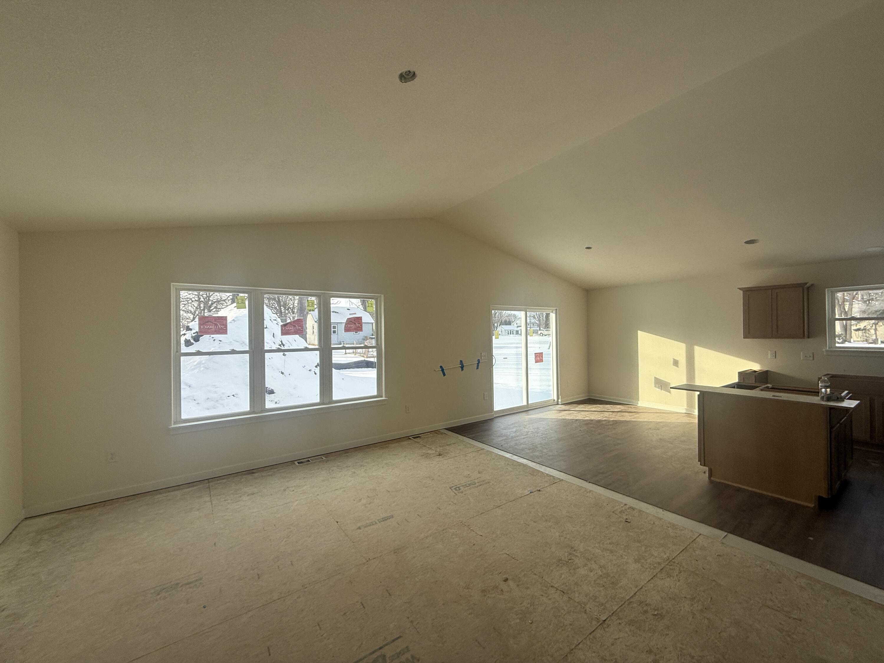 622 Maple Street Fort Atkinson, WI 53538 - Photo 5 of 21 20260120_212047817_iOS