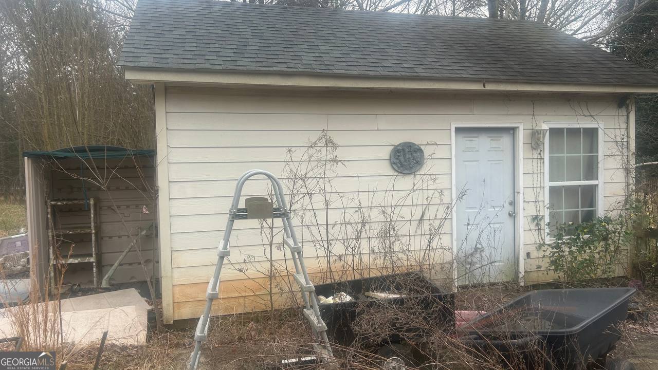 19 Kathryn Way Commerce, GA 30530 - Photo 14 of 14 a view of a door of the house