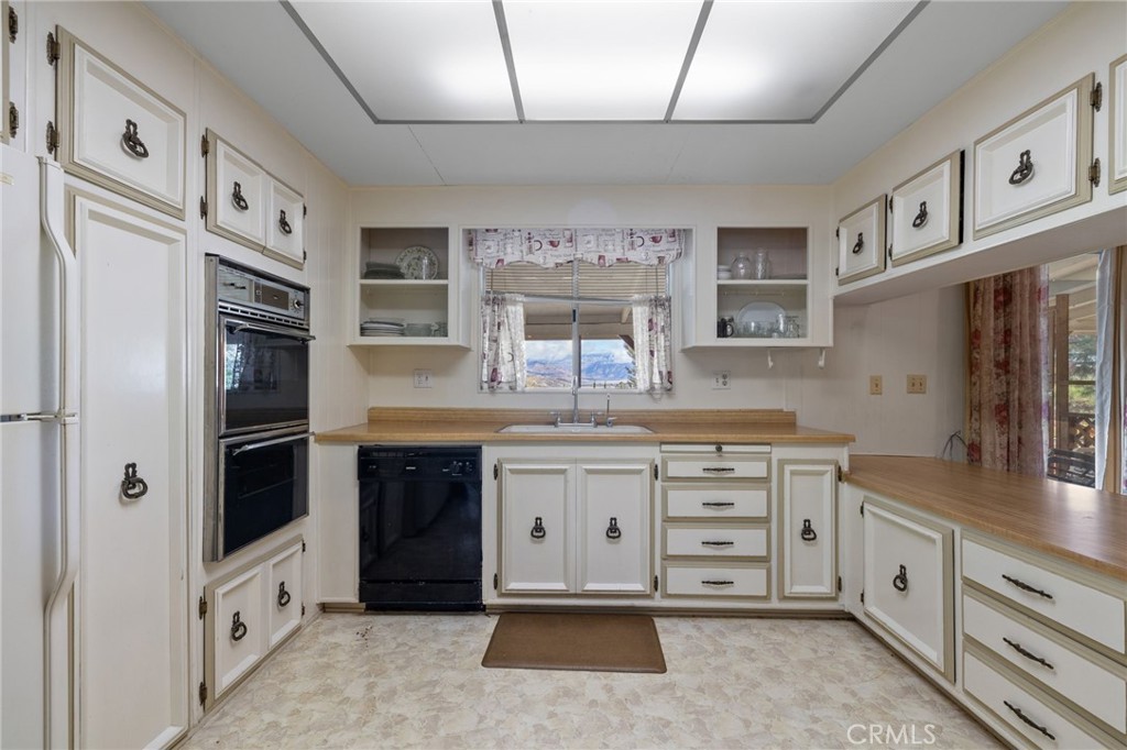 239 Lake Drive Bodfish, CA 93205 - Photo 16 of 42