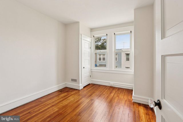 $325,000 | 111 Cooper Avenue, Collingswood, NJ 08108