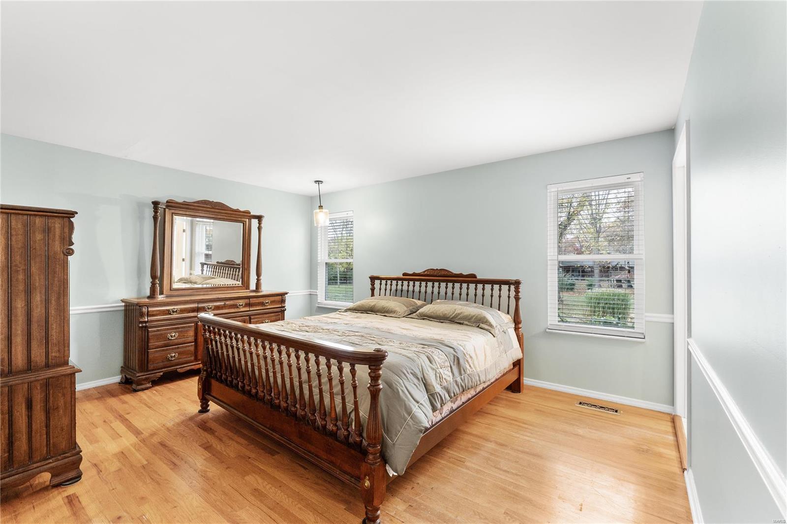 407 Spring Valley Court Chesterfield, MO 63017 - Photo 20 of 52 Gallery Image 20