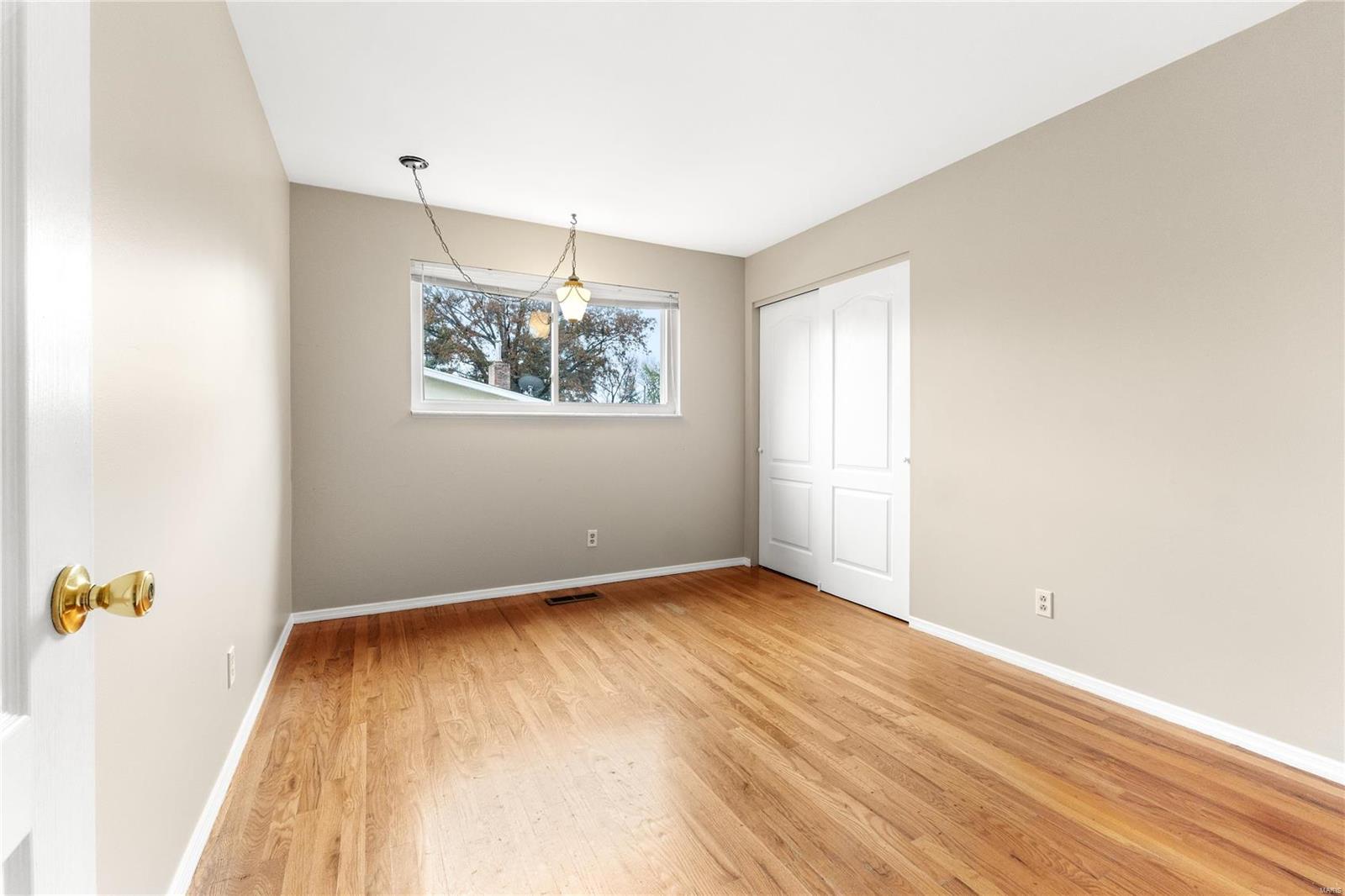 407 Spring Valley Court Chesterfield, MO 63017 - Photo 24 of 52 Gallery Image 24