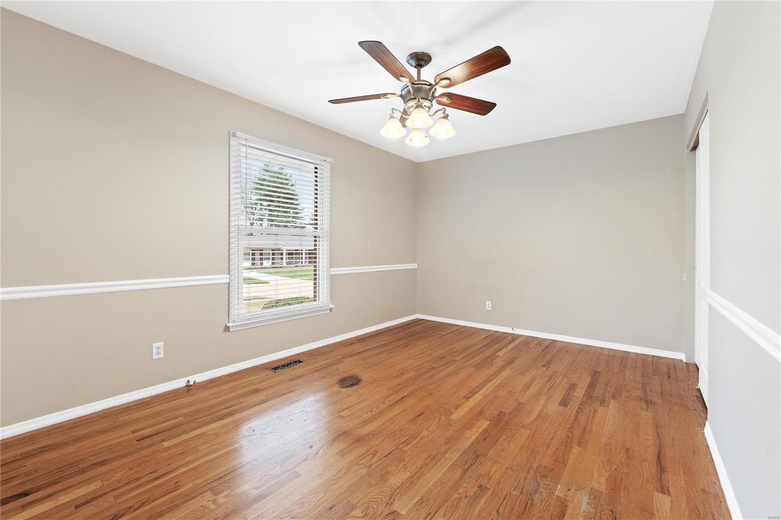 407 Spring Valley Court Chesterfield, MO 63017 - Photo 29 of 52 Gallery Image 29