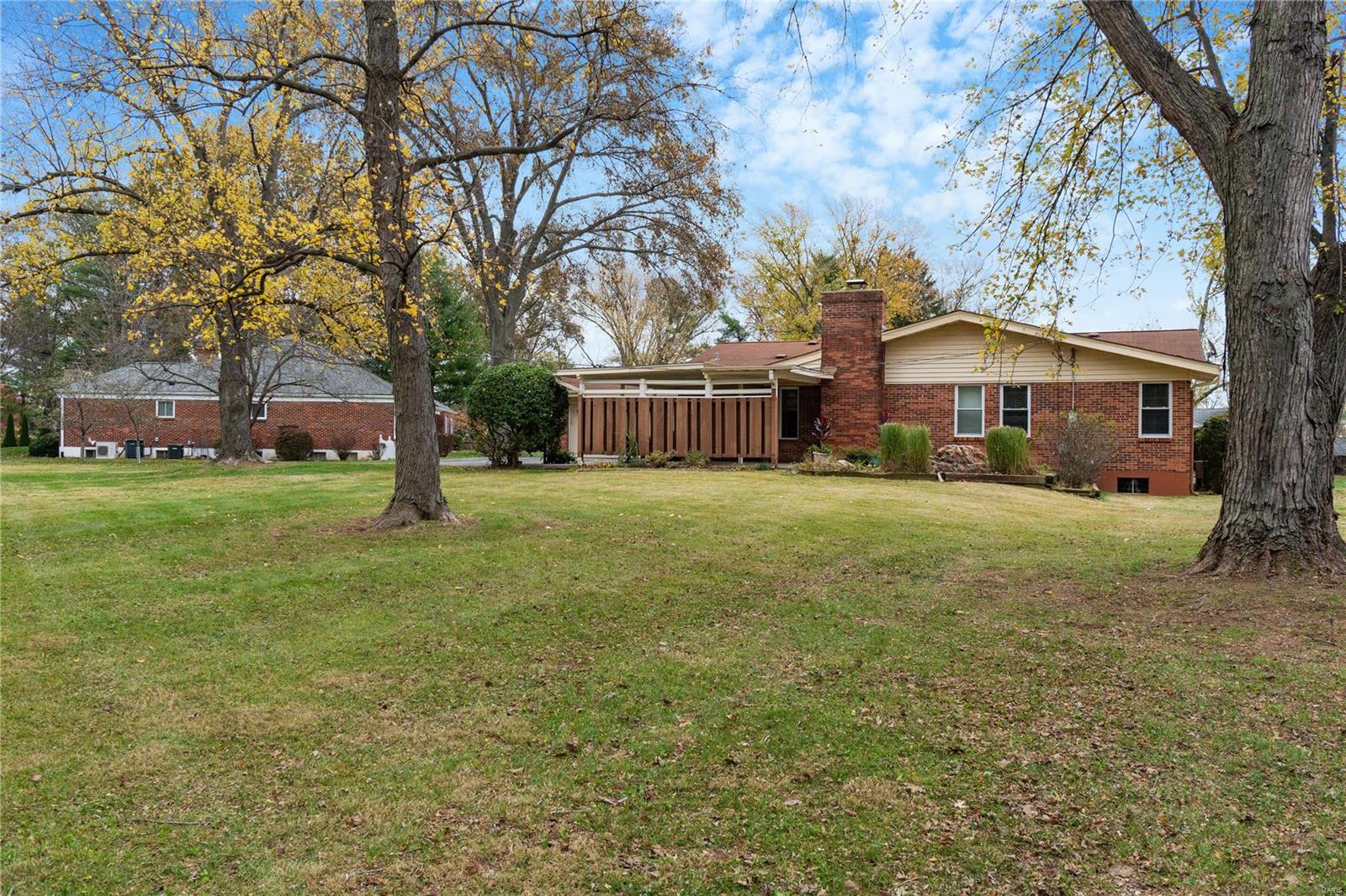 407 Spring Valley Court Chesterfield, MO 63017 - Photo 48 of 52 Gallery Image 48