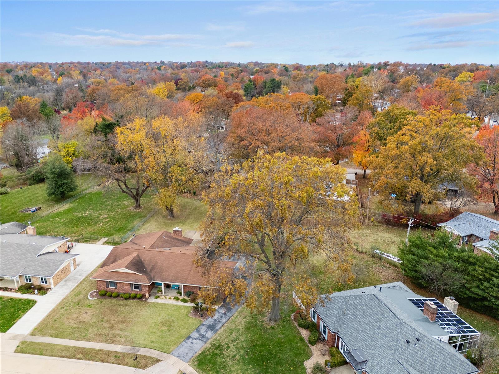 407 Spring Valley Court Chesterfield, MO 63017 - Photo 50 of 52 Gallery Image 50