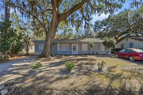 $225,000 | 306 Chatham Villa Drive, Garden City, GA 31408
