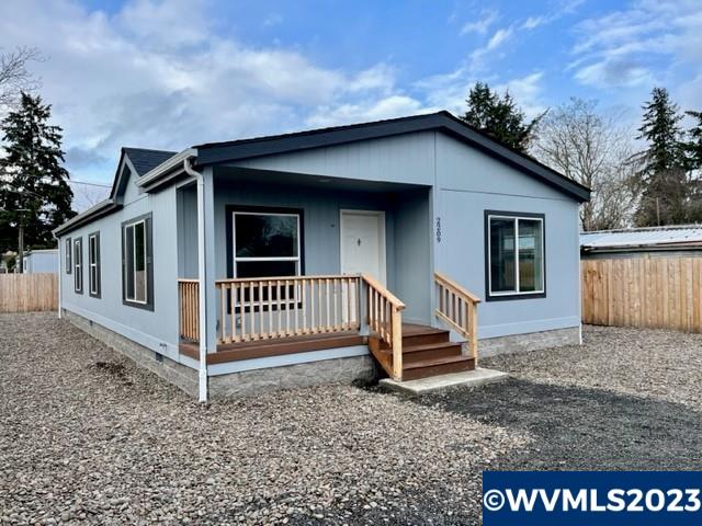 2209 Front Avenue Northeast Albany, OR 97321 - Photo 1 of 32