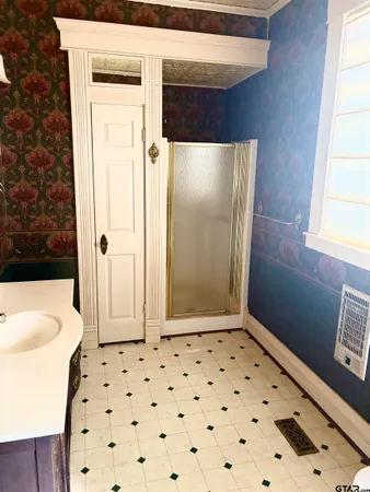 $276,000 | 305 Quitman Street, Pittsburg, TX 75686