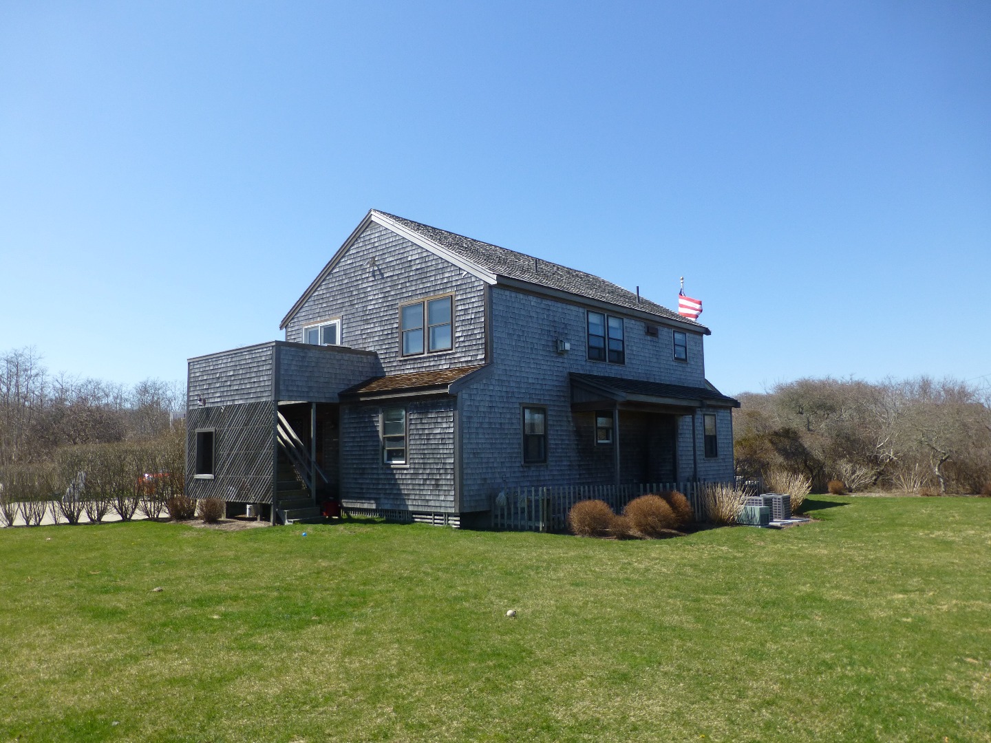 2 Exeter Street Nantucket, MA 02554 - Photo 12 of 16 Gallery Image 12