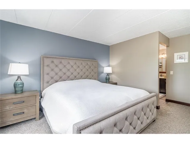 $234,999 | 3320 Louisiana Avenue South, Unit 410, St. Louis Park, MN 55426