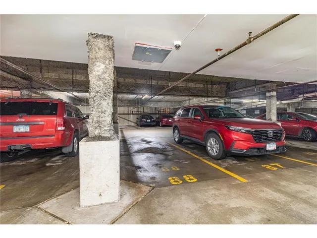 $234,999 | 3320 Louisiana Avenue South, Unit 410, St. Louis Park, MN 55426