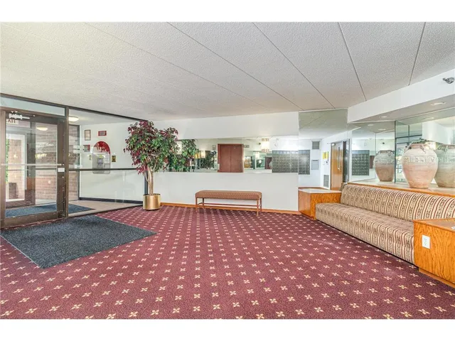 $234,999 | 3320 Louisiana Avenue South, Unit 410, St. Louis Park, MN 55426