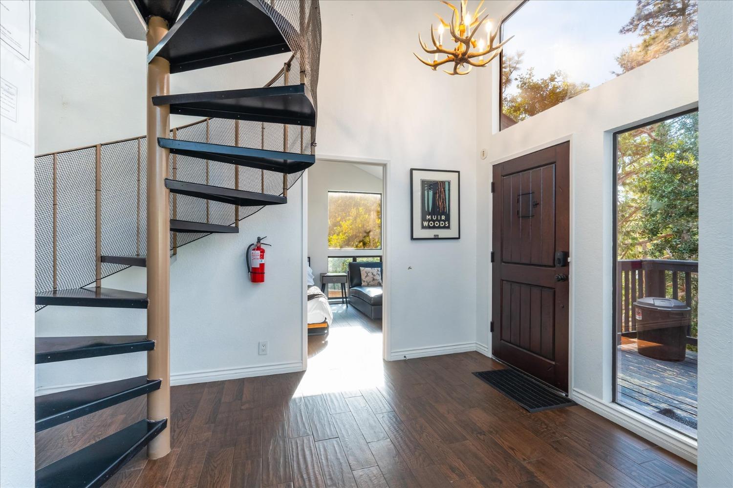 42893 Scenic Drive Oakhurst, CA 93644 - Photo 9 of 67