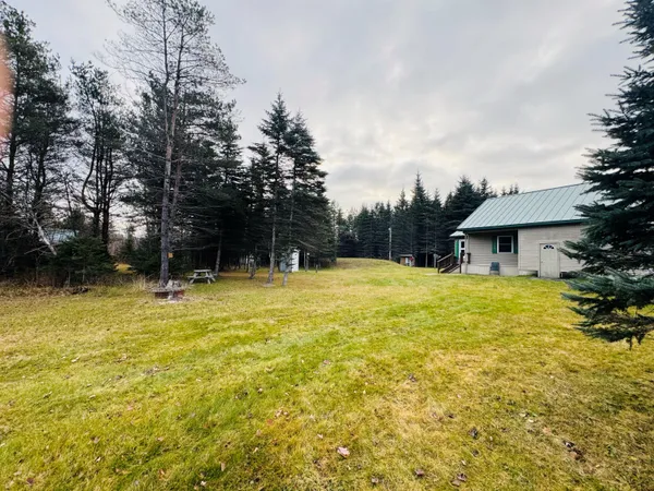 $159,900 | 7104 Highway 117, Engadine, MI 49827