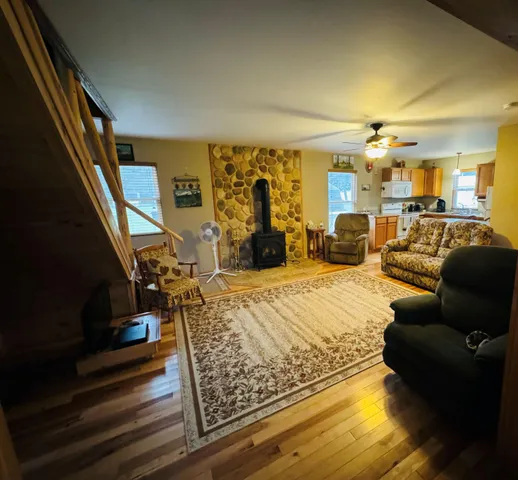 $159,900 | 7104 Highway 117, Engadine, MI 49827