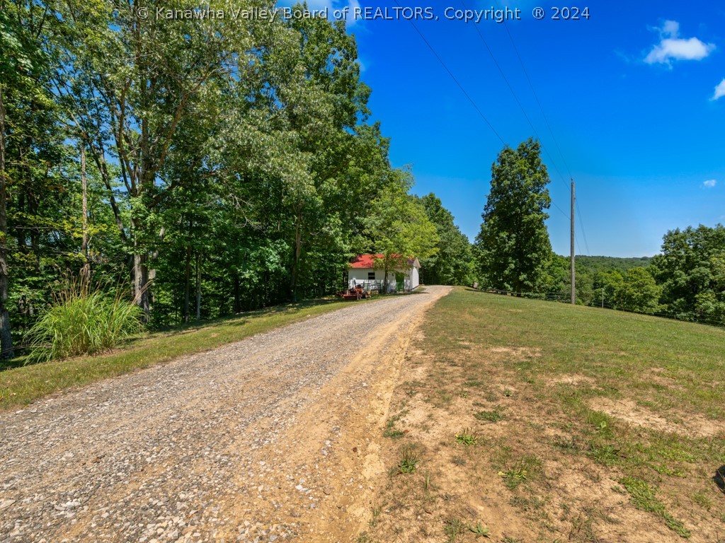 9758 Charleston Road Ripley, WV 25271 - Photo 39 of 44 Gallery Image 39