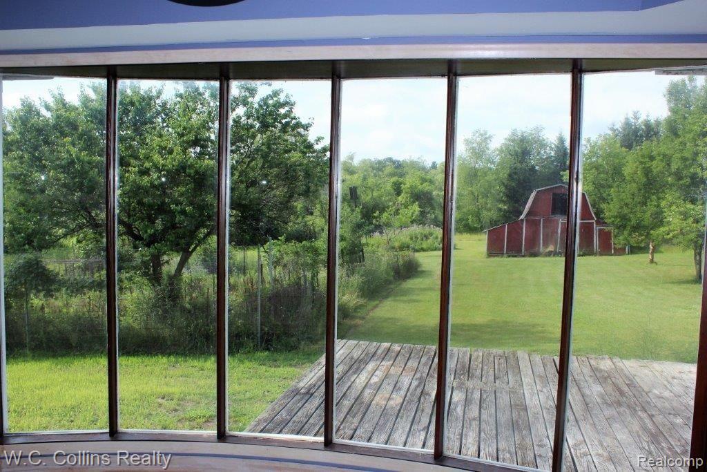 7600 33 Mile Road Romeo, MI 48065 - Photo 12 of 32 Kitchen Bow Window