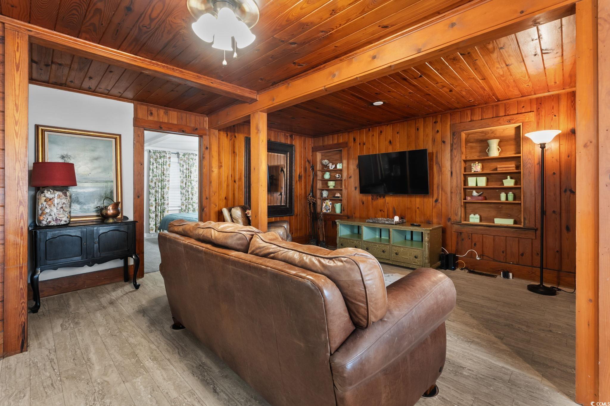 404 34th Avenue South North Myrtle Beach, SC 29582 - Photo 12 of 32