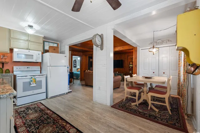 $699,990 | 404 34th Avenue South, North Myrtle Beach, SC 29582