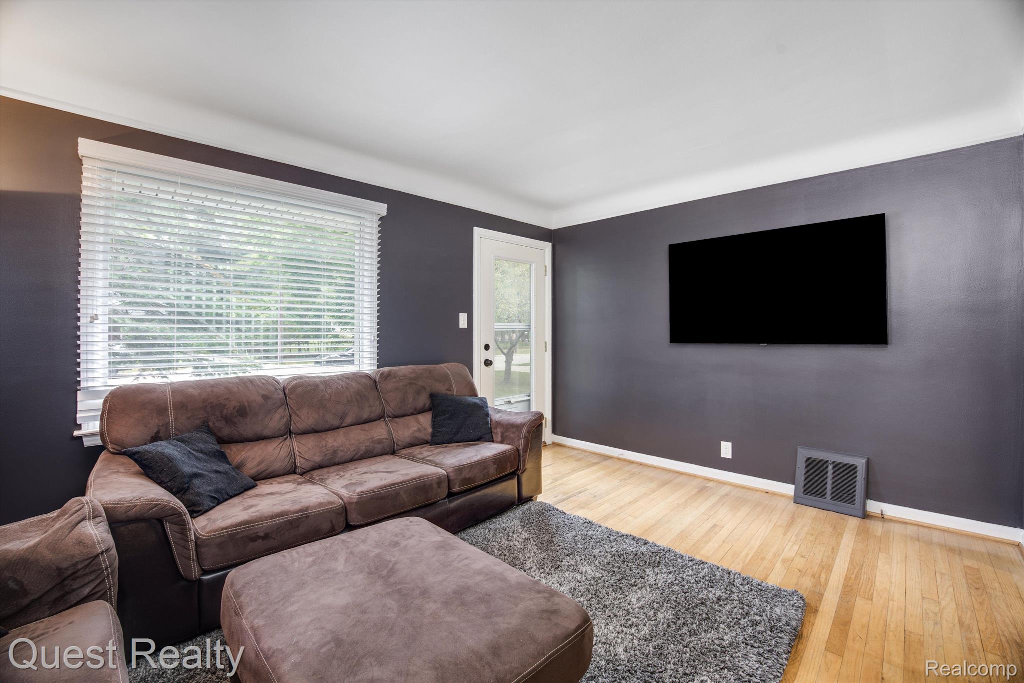 3403 Durham Road Royal Oak, MI 48073 - Photo 11 of 31 Gallery Image 11