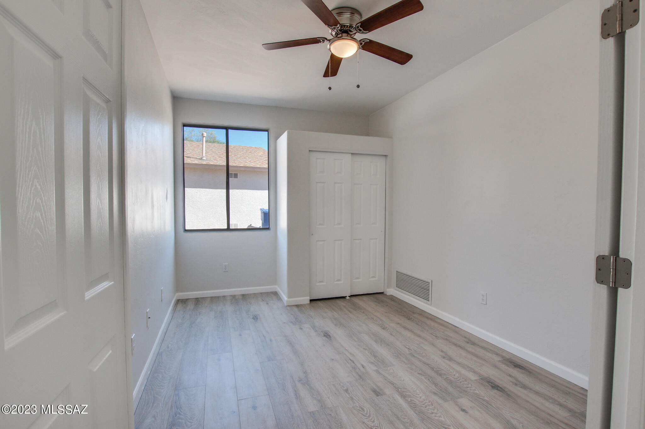 7657 South Lions Spring Way Tucson, AZ 85747 - Photo 10 of 49