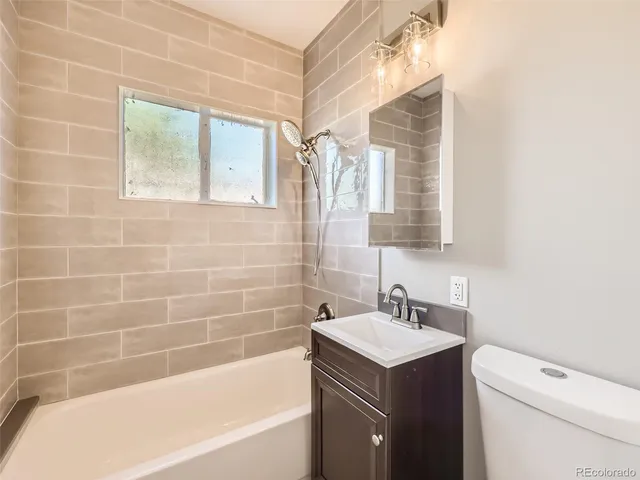 $4,400 | 1365 South Vine Street, Denver, CO 80210