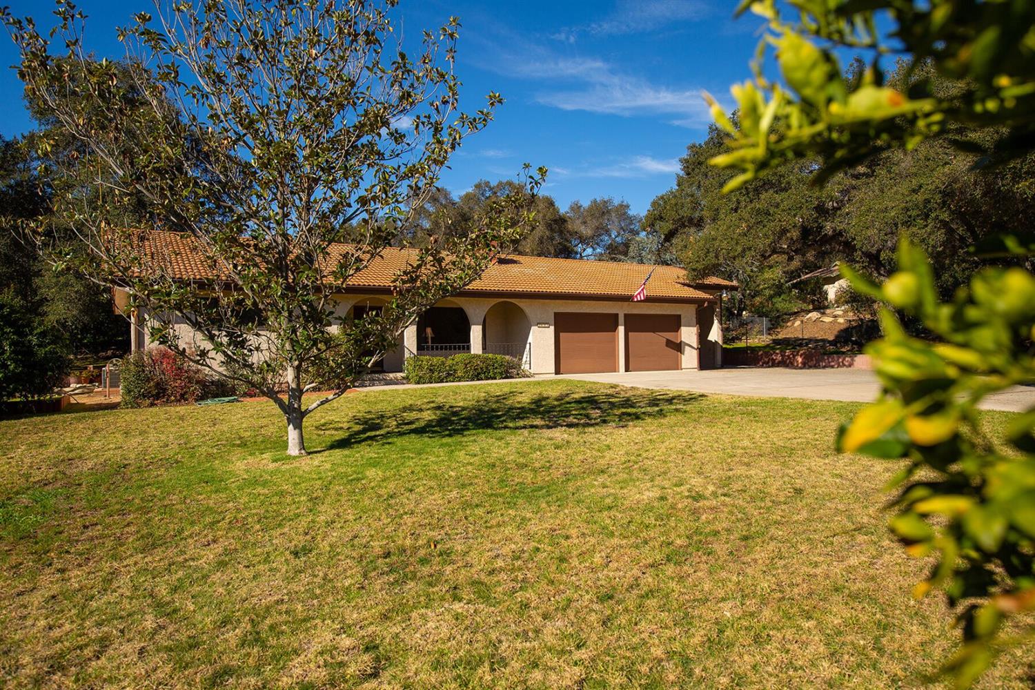 2431 Burnham Road Ojai, CA 93023 - Photo 1 of 26 Gallery Image 1