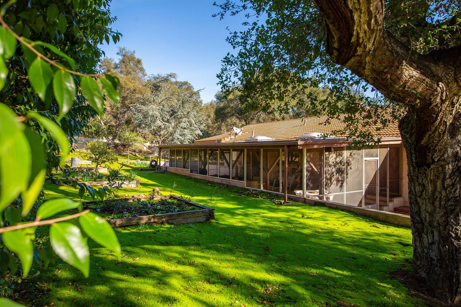 2431 Burnham Road Ojai, CA 93023 - Photo 17 of 26 Gallery Image 17
