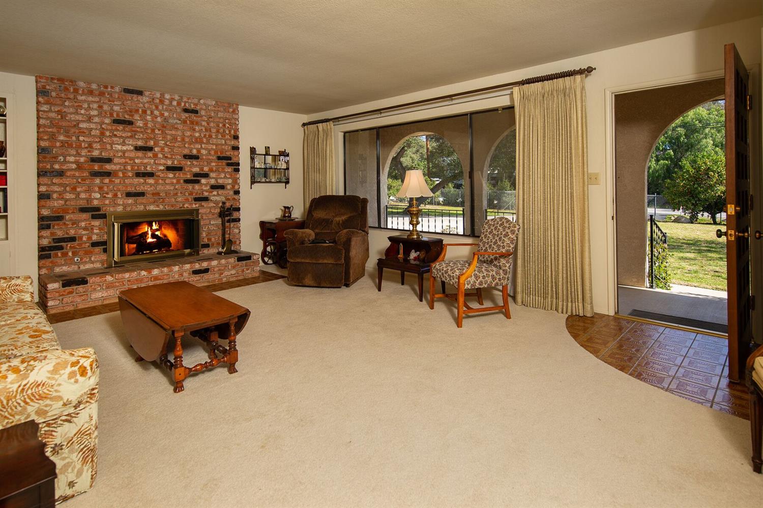 2431 Burnham Road Ojai, CA 93023 - Photo 5 of 26 Gallery Image 5