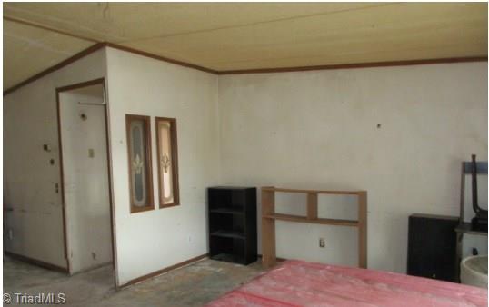 1281 Hunt Road Lexington, NC 27292 - Photo 5 of 11 Gallery Image 5