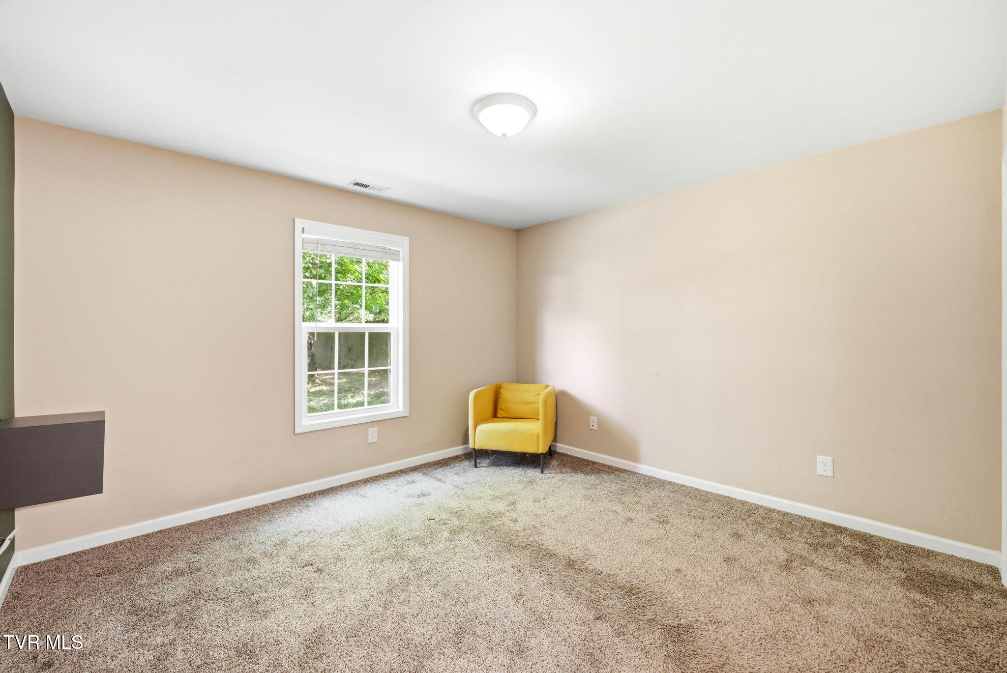 2506 Overlook Road Kingsport, TN 37664 - Photo 8 of 17 Primary Bedroom
