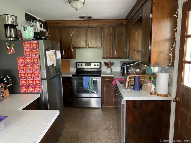 $2,700 | 46 Klarman Drive, Hamden, CT 06518