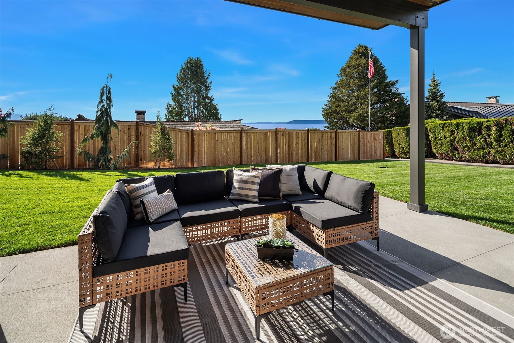 17626 Talbot Road Edmonds, WA 98026 - Photo 30 of 40