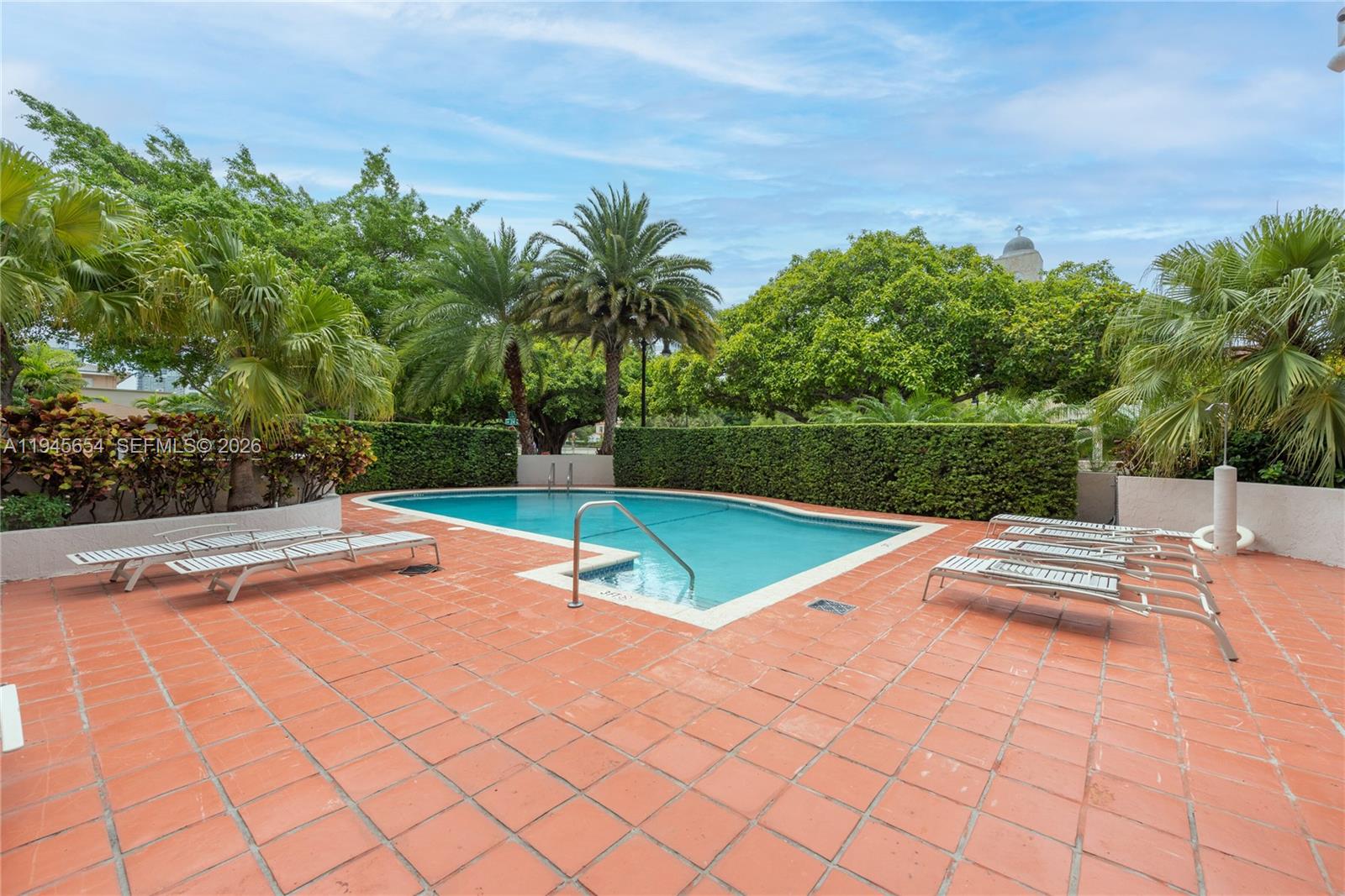 2400 Southwest 3rd Avenue, Unit 703 Miami, FL 33129 - Photo 28 of 29 a view of a backyard