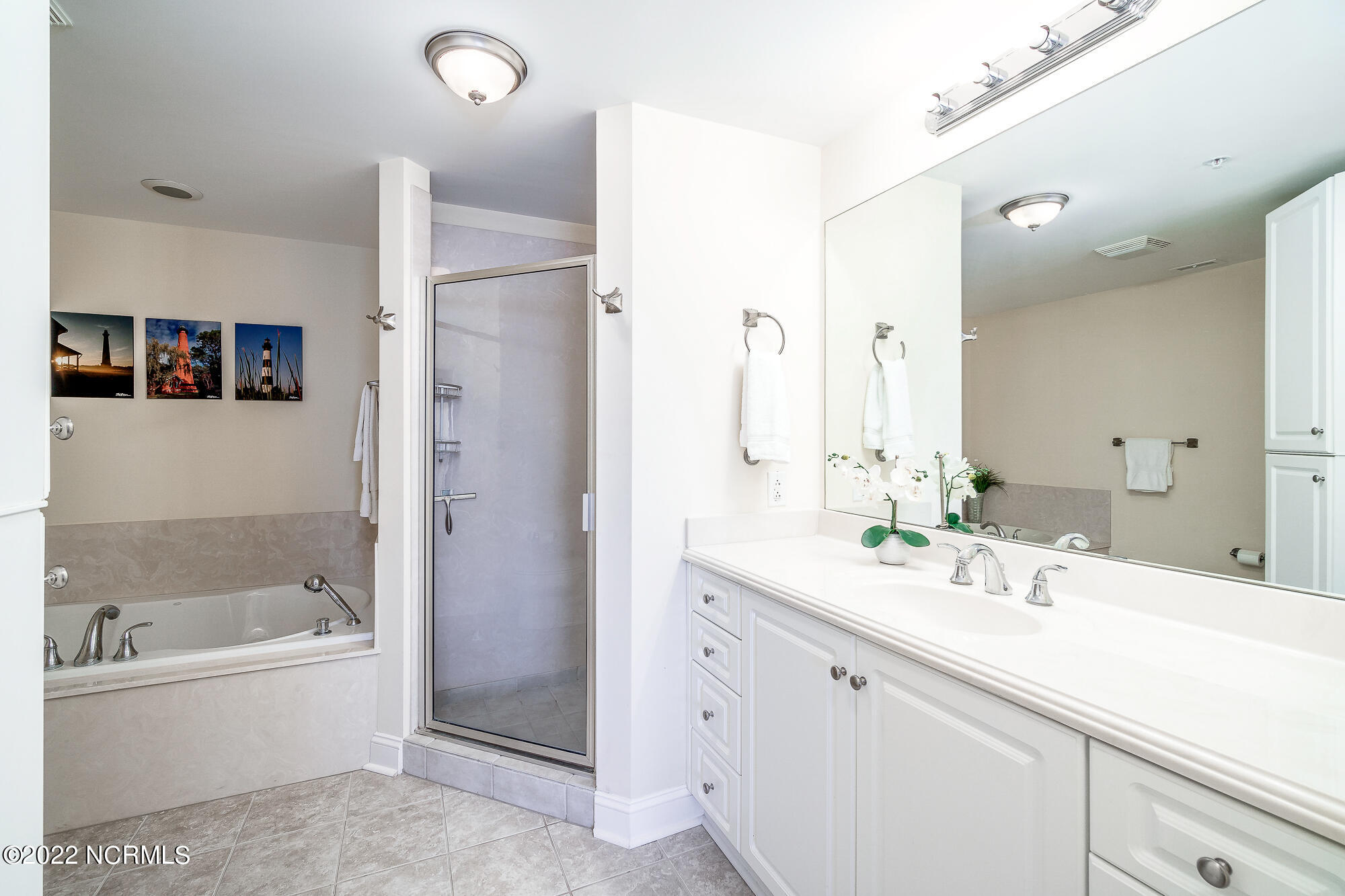 1550 Salter Path Road, Unit 508 Indian Beach, NC 28512 - Photo 20 of 46 En suite primary bathroom