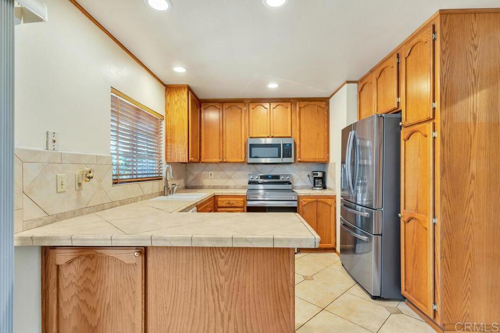 10841 Ramsgate Drive Santee, CA 92071 - Photo 8 of 23