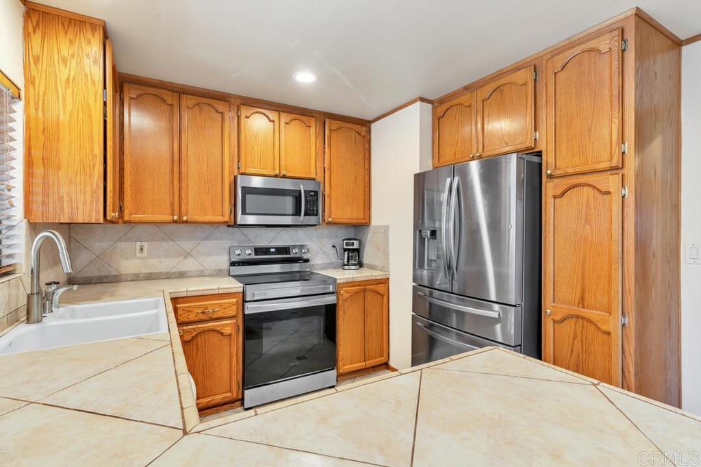 10841 Ramsgate Drive Santee, CA 92071 - Photo 9 of 23