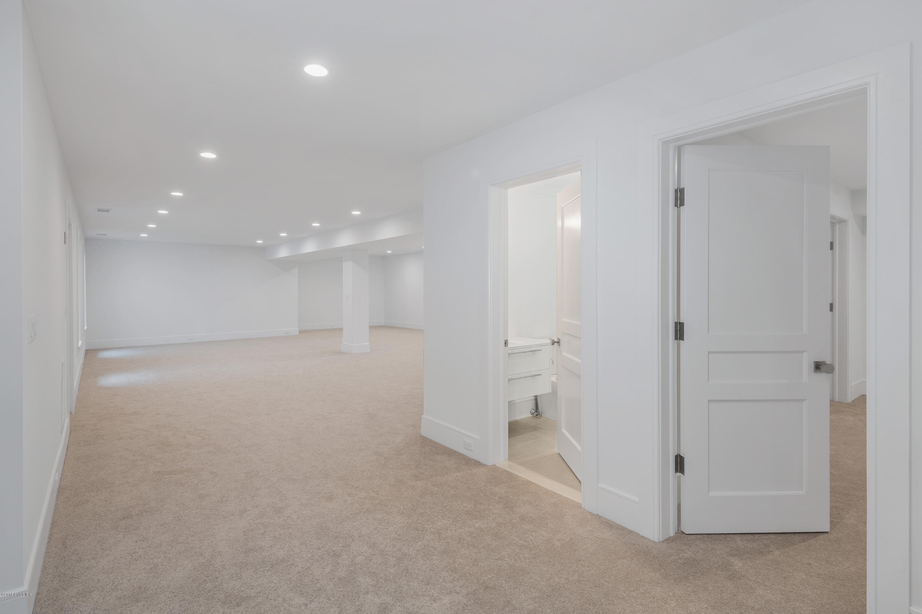 27 Bayside Terrace Riverside, CT 06878 - Photo 48 of 56 a view of a hallway with white walls